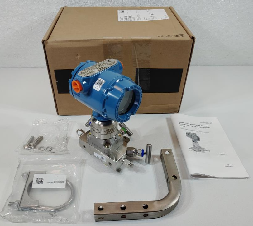 Rosemount Pressure Transmitter Model 3051S1CD2A2A11A1ADA2E5M5