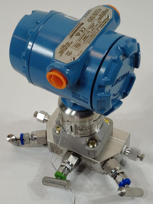 Rosemount Pressure Transmitter Model 3051S1CD2A2A11A1ADA2E5M5