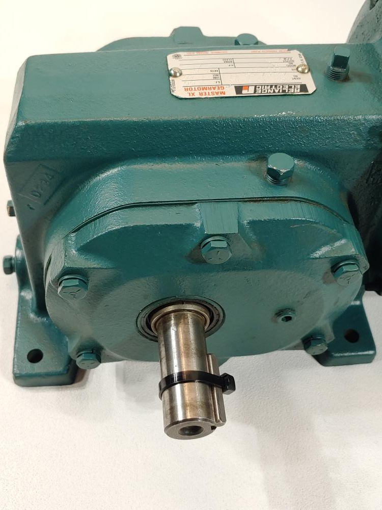 Reliance Electric Master XL 240:1 Ratio 1/4 HP Right Angle Gearmotor 