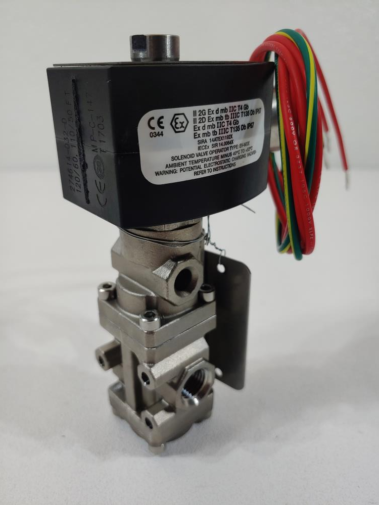 ASCO Red-Hat 1/4" FNPT 3-Way Stainless Steel Solenoid Valve Cat# 8362A101H1836FO