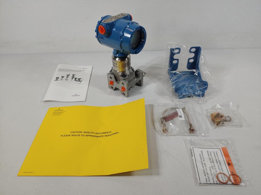 Rosemount 3051 Smart Pressure Transmitter Model 3051S2CD3A2F12AB1E5L4M5Q8D0