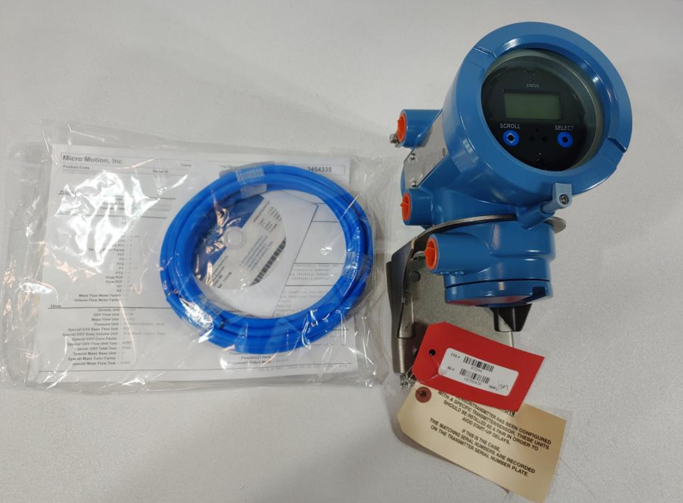 Micro Motion 2700 Multiple Variable Flow Transmitter Model 2700R12BBAEZZX