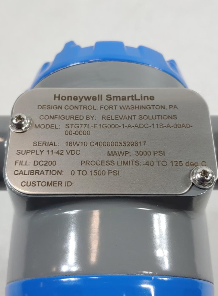 Honeywell STG700 SmartLine Gauge Pressure Transmitter STG77L-E1G000