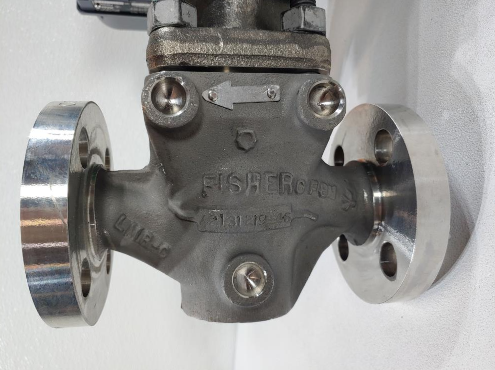 Fisher Controls 1" 600# CF8M ET Valve Size 34i 667 Actuator Fieldvue Positioner