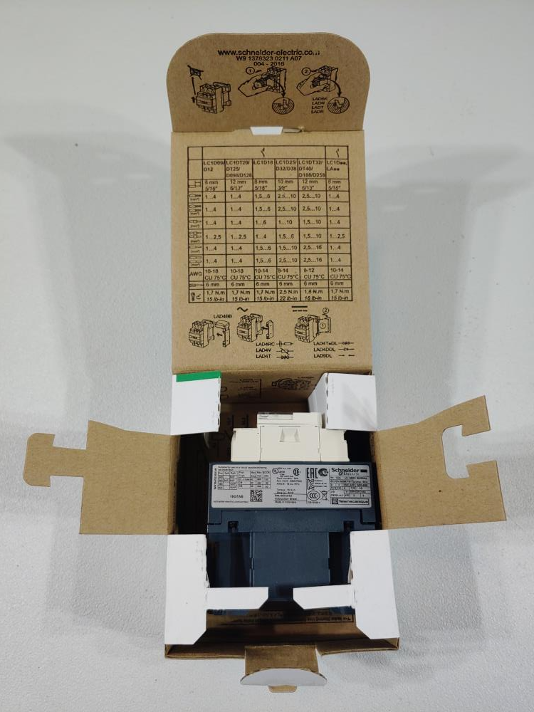 Schneider Electric 120V AC IEC Magnetic Contactor 3 Pole Non-reversing LC1D18G7