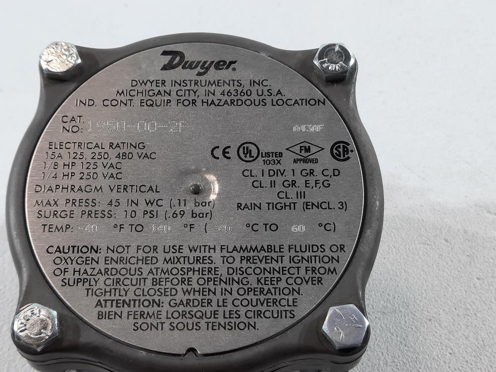 DWYER EXPLOSION PROOF DIFFERENTIAL PRESSURE SWITCH, CAT#: 1950-00-2F