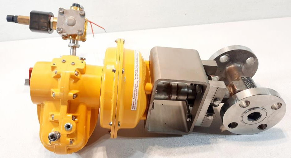 Flowserve  1"  300# CF8M Control Valve w/ Kinetrol Actuator