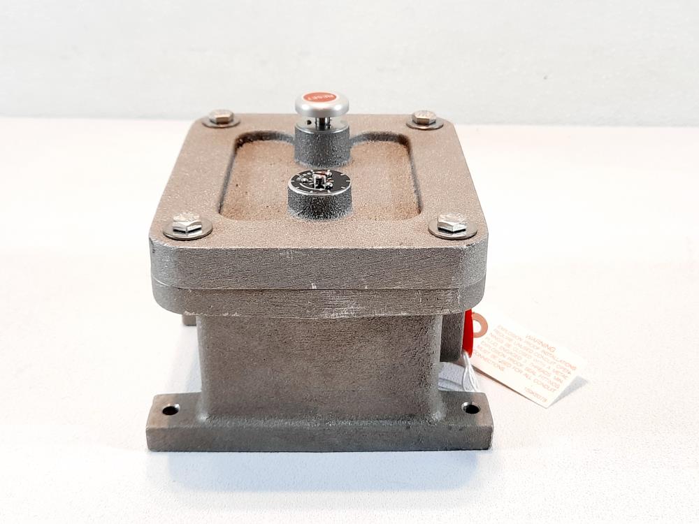 Robertshaw Vibraswitch  Model: 365A-D8