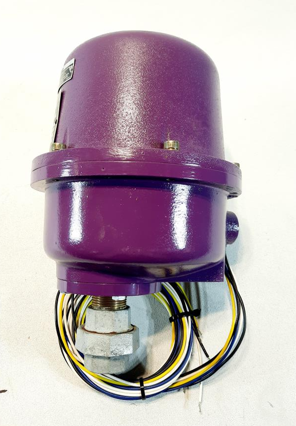 Honeywell Explosion Proof Purple Peeper UV Flame Detector, C7012F1052