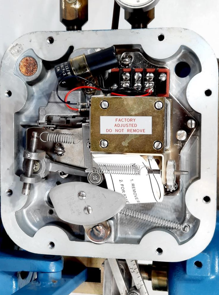 Dezurik Air-O Motor Actuator Control Valve w/ Electro Pneumatic Valve Positioner