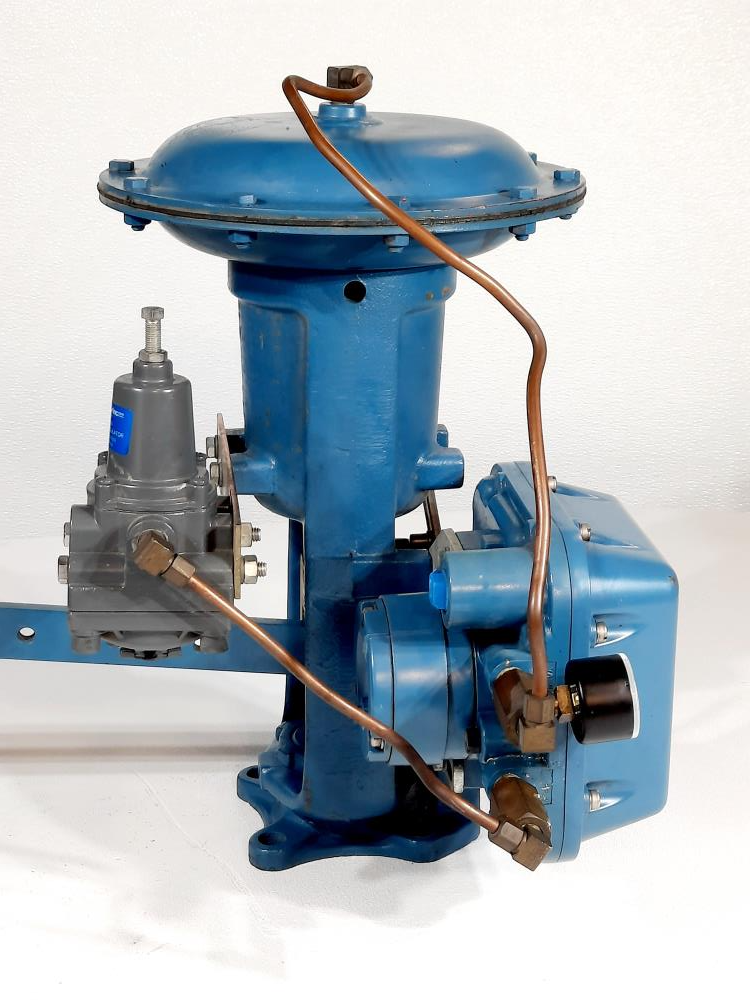 Dezurik Air-O Motor Actuator Control Valve w/ Electro Pneumatic Valve Positioner