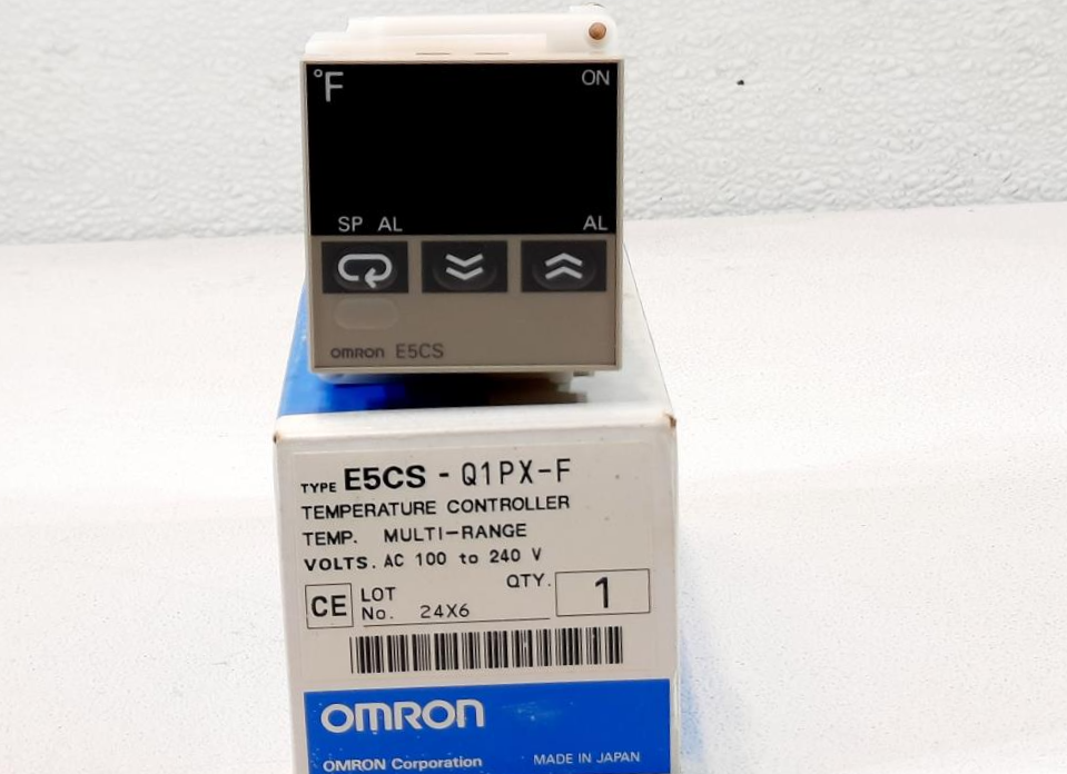Omron Temperature Controller E5CS-Q1PX-F