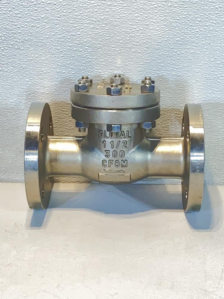 Global 1-1/2" 300# CF8M Swing Check Valve