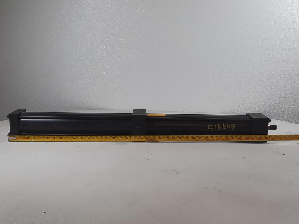 Parker Series 2A Cylinder Model: 03.25 CDD-2AUVS14A 34.00