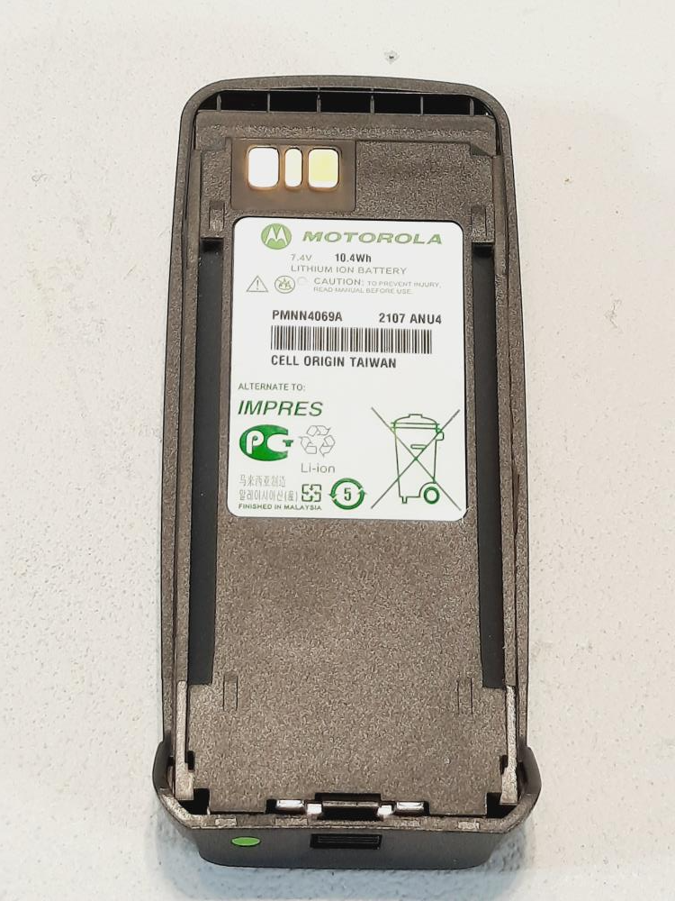 Lot of (2) Motorola PMNN4069A Lithium-Ion  Impres Batteries / 2107 ANU4