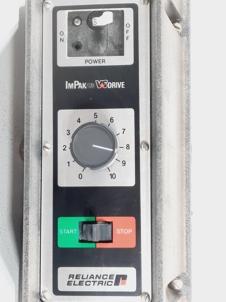 Reliance Electric ImPak Plus 8C10 VS Drive