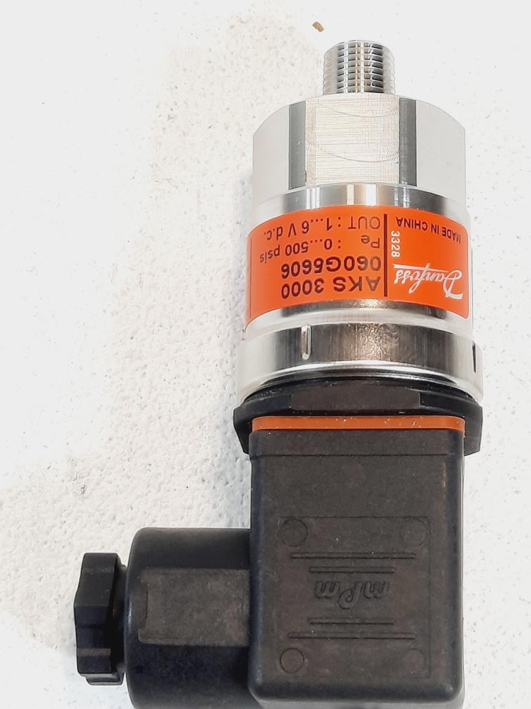 DANFOSS AKS 3000 Pressure Transmitter 060G5606