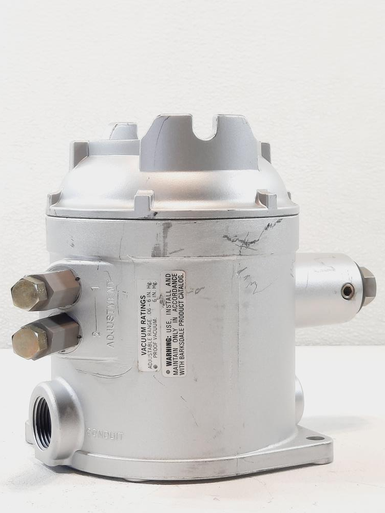 Barksdale Explosion Proof Diaphragm Switch # D2X-H18SS-UL