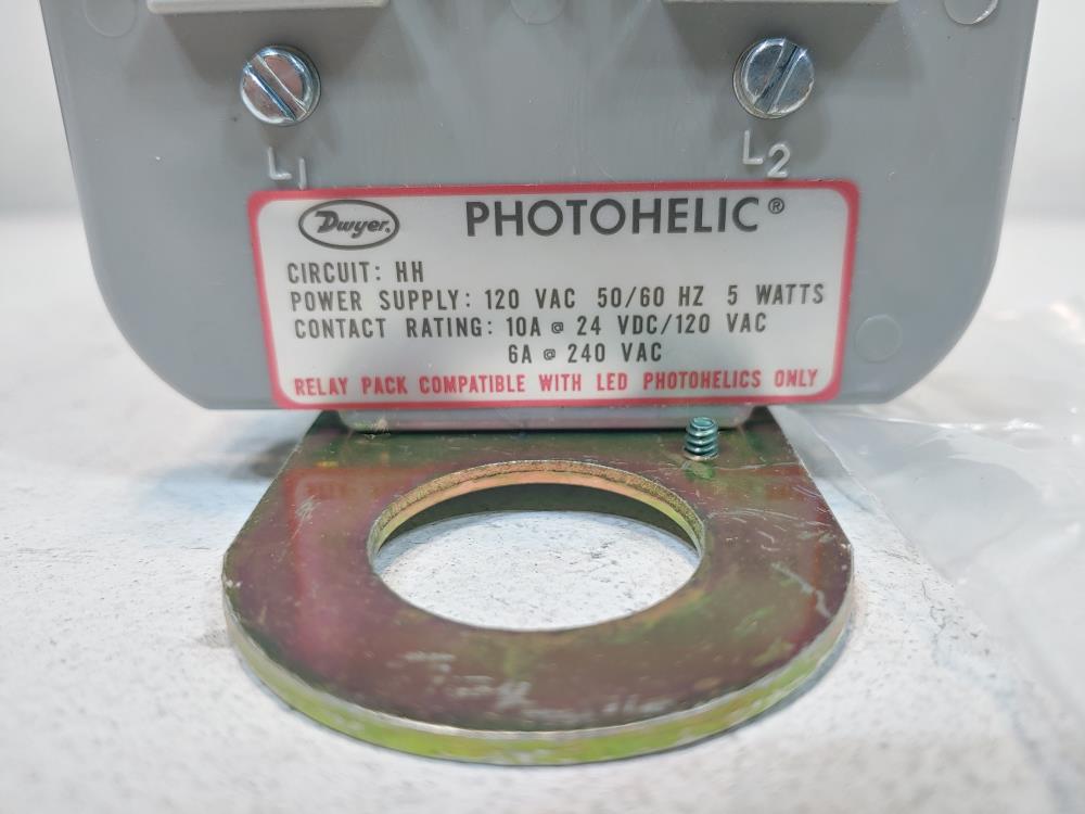 Dwyer 171609-00 Photohelic Pressure Switch Gauge  