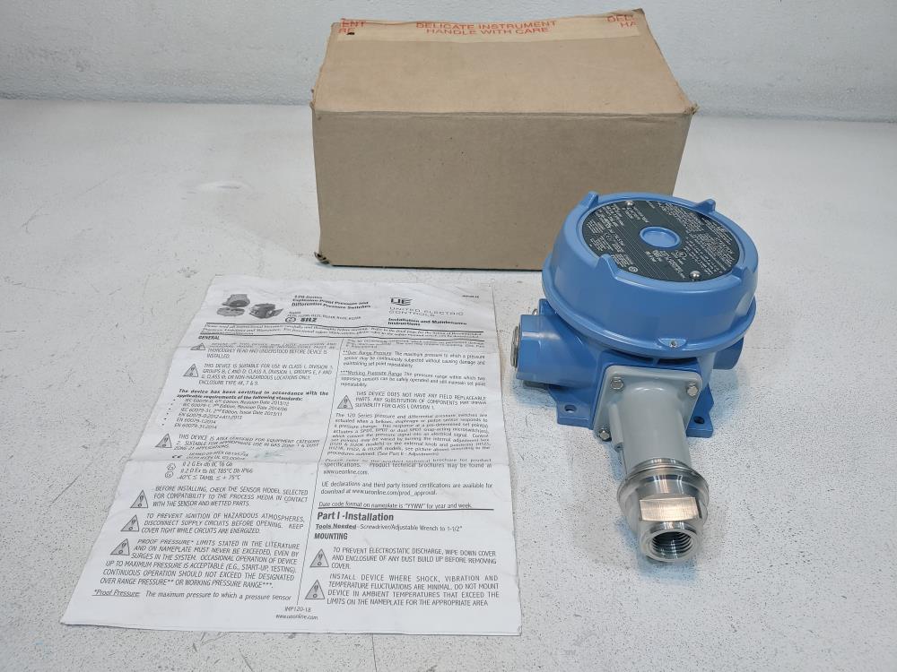 United Electric Controls Pressure Switch J120-171