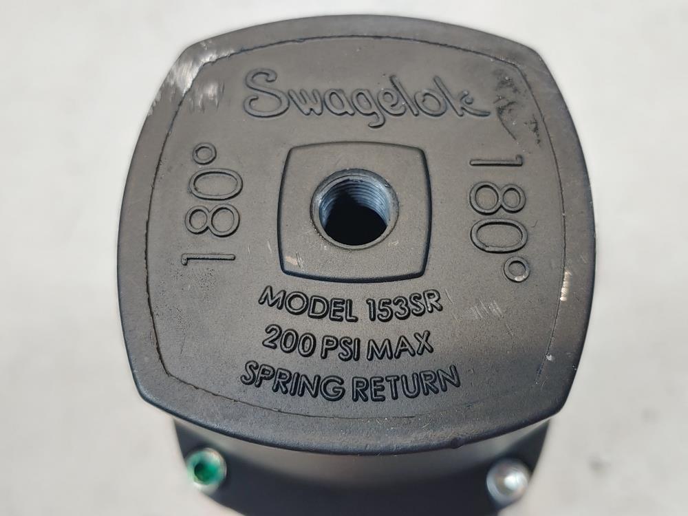 Swagelok 153SR Pneumatic Actuator w/ (2) 3-Way SS-62XTF4 Ball Valves