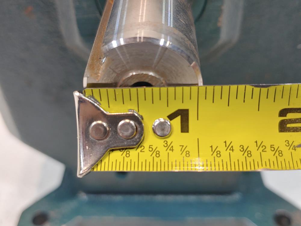 Grove Gear Speed Reducer Model#: LMQ-40