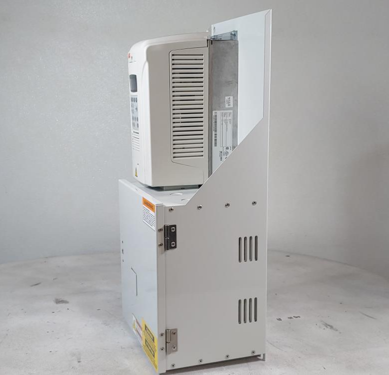 ABB Variable Speed Drive #: ACS800-U1-0011-5+L503+P901