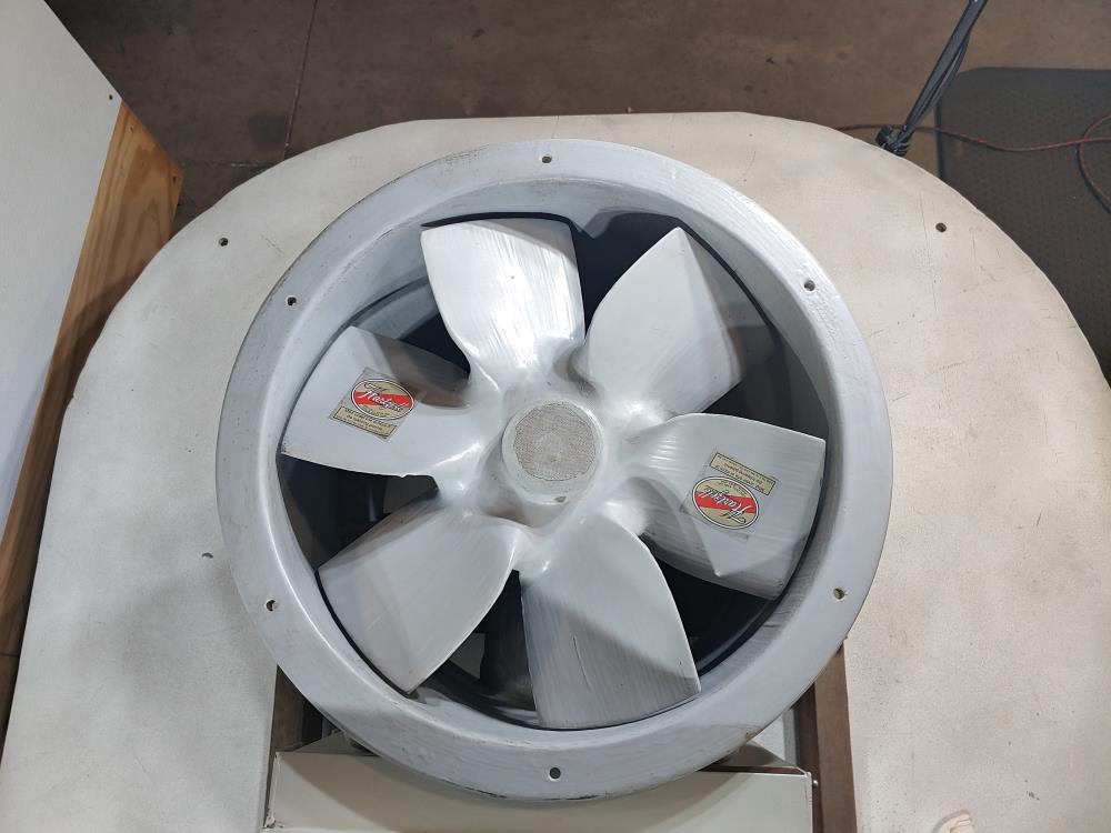 HARTZELL Series 35 Fiberglass Belt Drive Duct Axial Fan - 16"