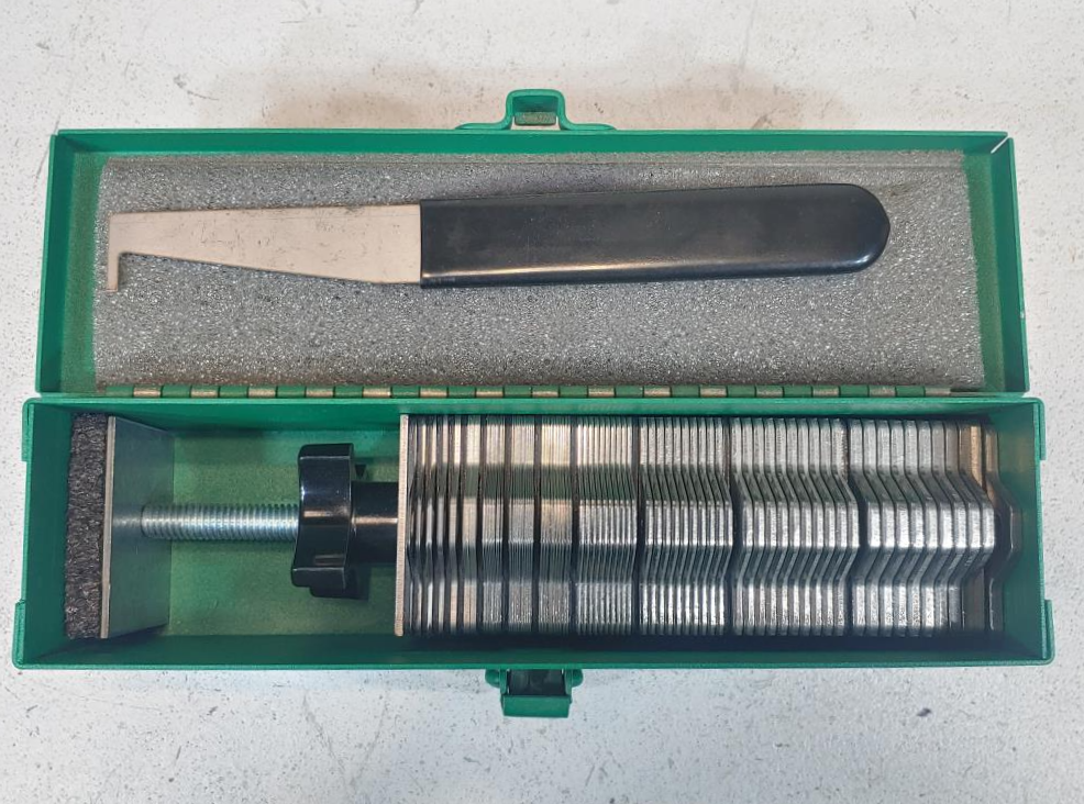 Maudlin Slotted Shim Assortment Kit "A" Bolt Size 1/2"