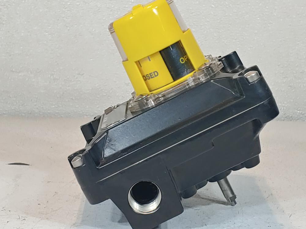 Westlock Proximity Switch Control Position Monitor 9479NBY2B2M0600