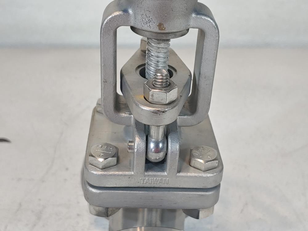 Velan 3/4" 150#  CF8M Gate Valve, F04-0064C-13GX