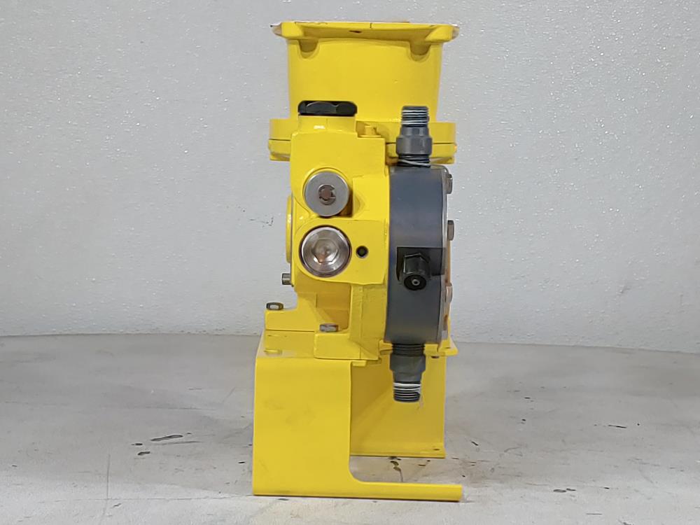 Milton Roy MROY Metering Pump MRA12F245XAPPNSNYY