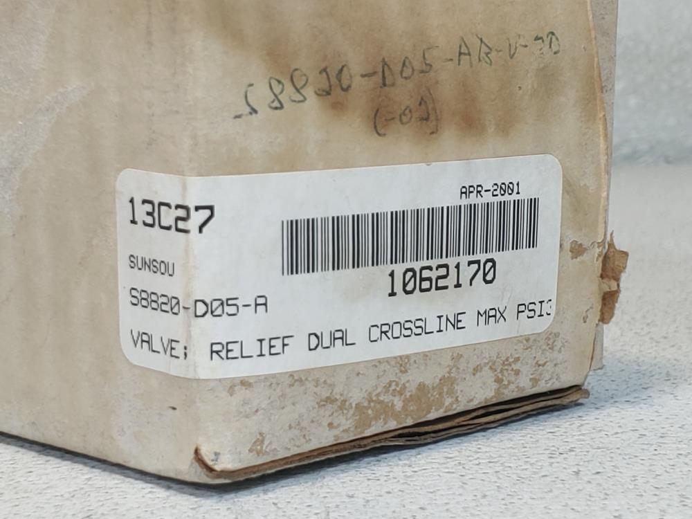 DYNEX / RIVETT Dual Crossline Relief Valve S8820-02-AB-V-20