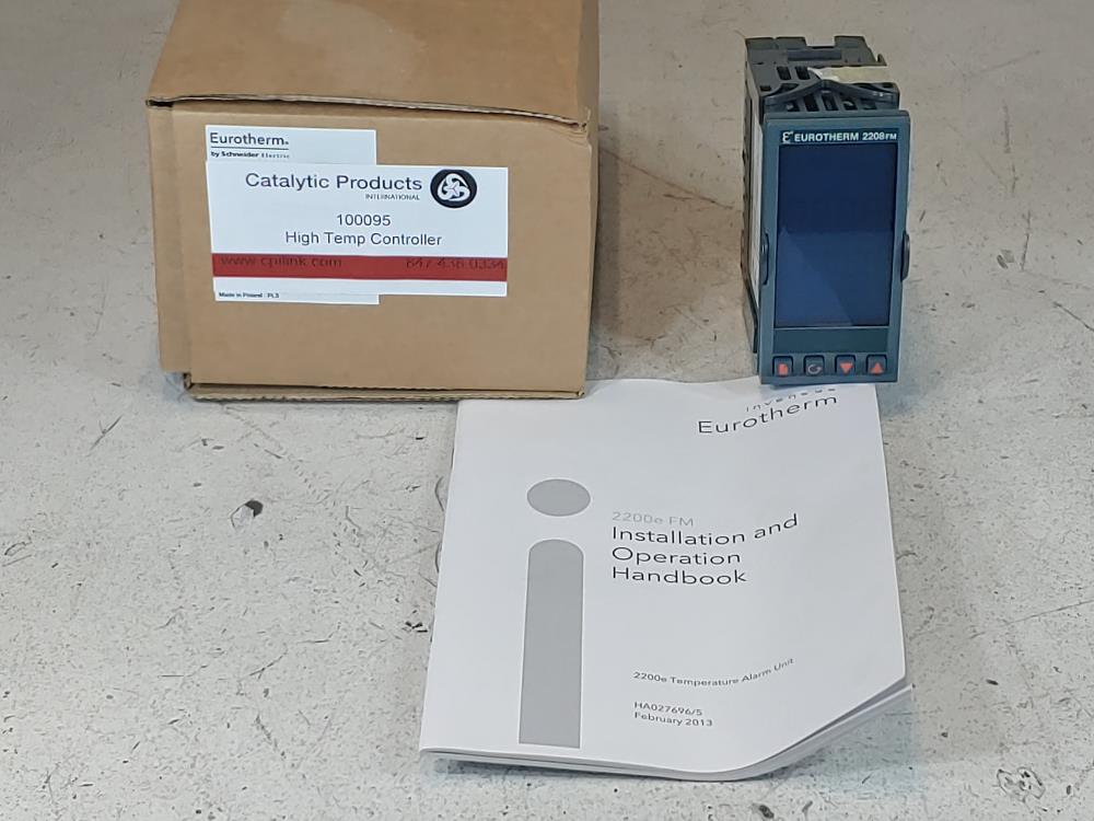 Schneider Eurotherm 2208 FM 100095 Process /Temperature Controller 