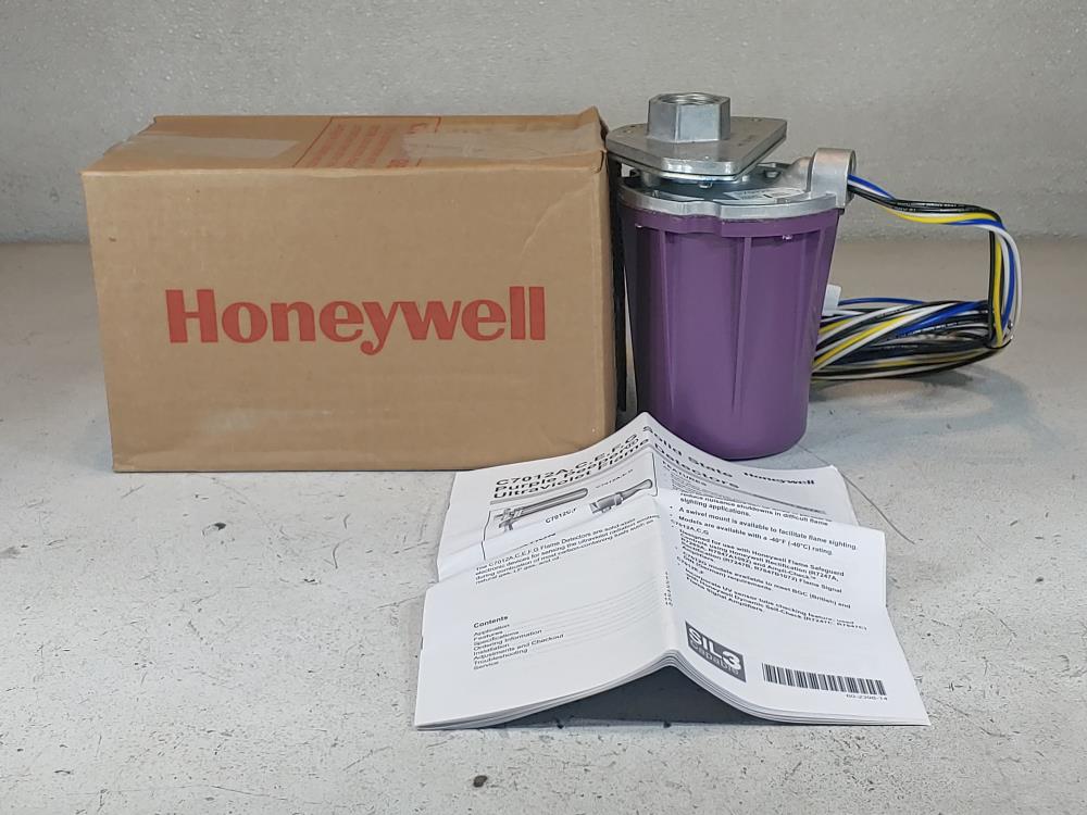 Honeywell Purple Peeper C7012 ( C7024 ) UV Flame Detector C7012E1120