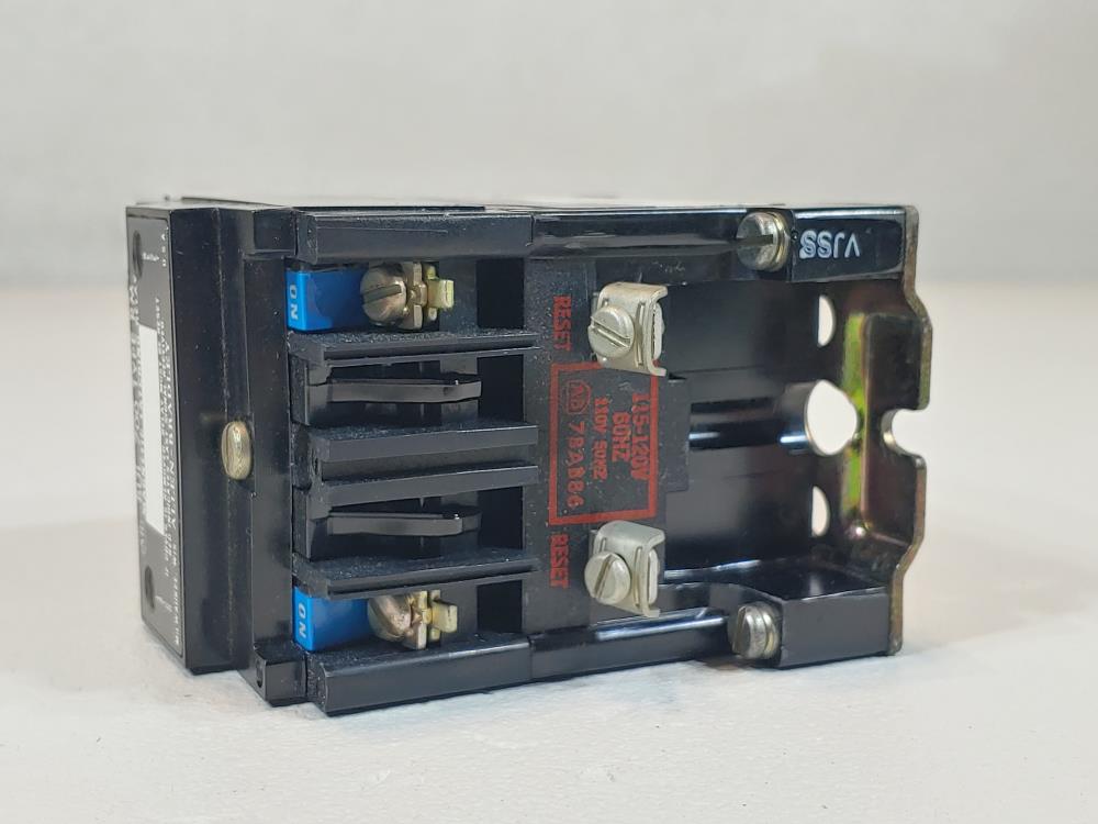 Allen Bradley Magnetic Latching Relay 700-RM200A1 Series B