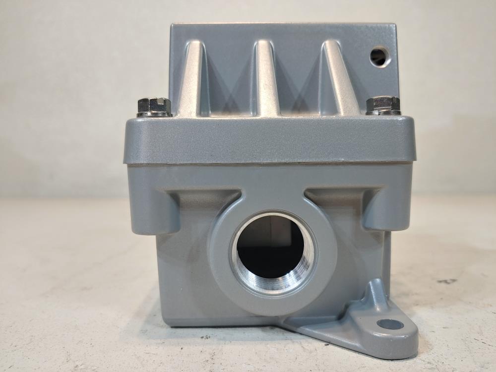 Square D FHP Manual Starter Arrancador Manual FHP 2510FR1