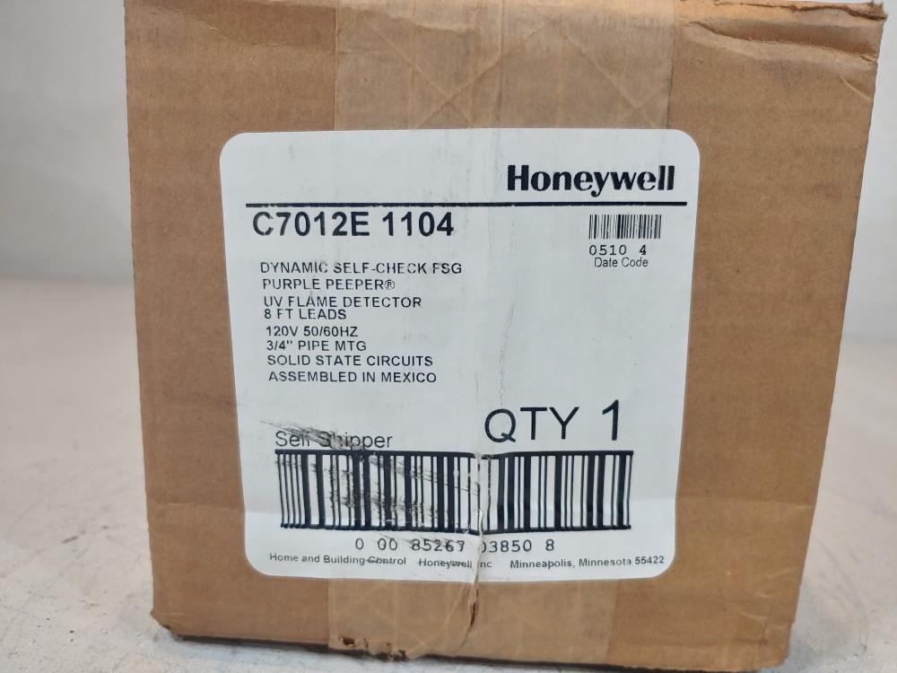 Honeywell Dynamic Self-check FSG Purple Peeper UV Flame Detector C7012E (1104)