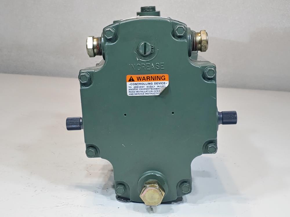 Woodward Hydraulic Governor Speed Controller Model 8516-039 