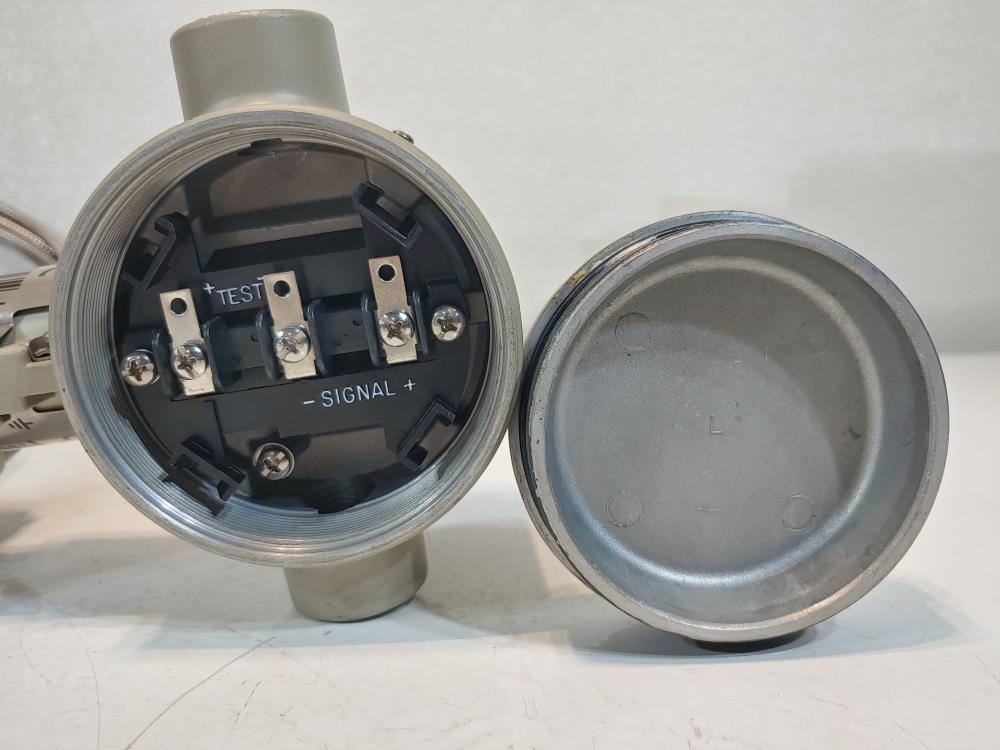 Honeywell ST3000 Smart Differential Pressure Transmitter w/ 2" 300# Diaphragms