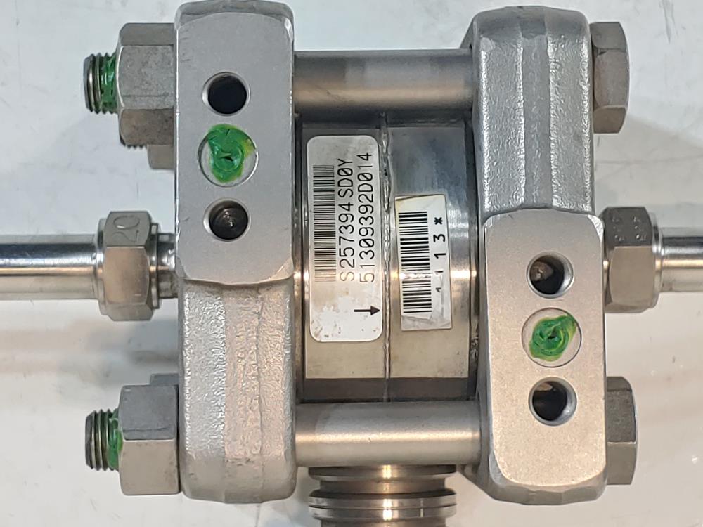 Honeywell ST3000 Smart Differential Pressure Transmitter w/ 2" 300# Diaphragms