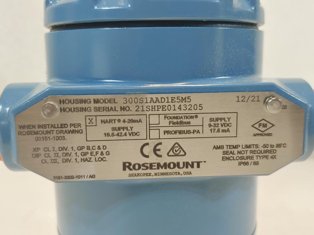 Rosemount Emerson 300S1AAD1E5M5 Pressure Transmitter w/ Manifold