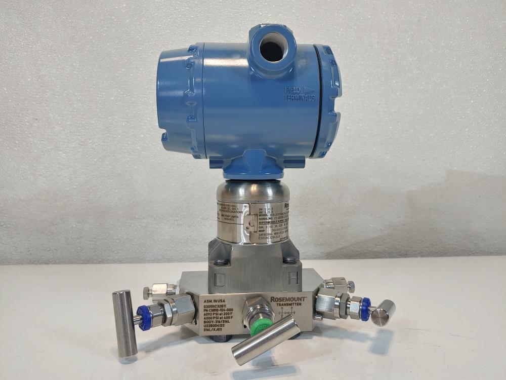 Rosemount Emerson 300S1AAD1E5M5 Pressure Transmitter w/ Manifold