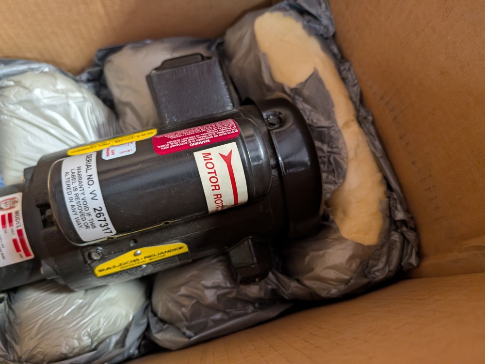 March 1/2" x 1" Magnetic Drive Pump TE-5S-MD w/ Baldor Motor *NO IMPELLER*