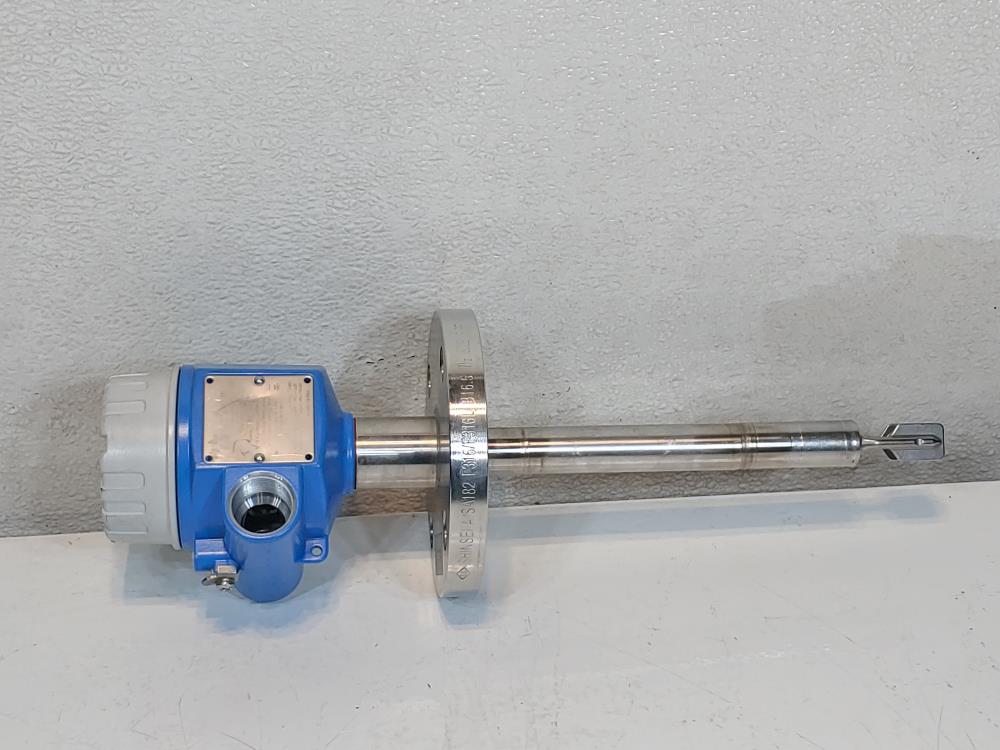 Endress Hauser Liquiphant M Point Level Limit Switch FTL51-RAC2CB1E5A (8.5")