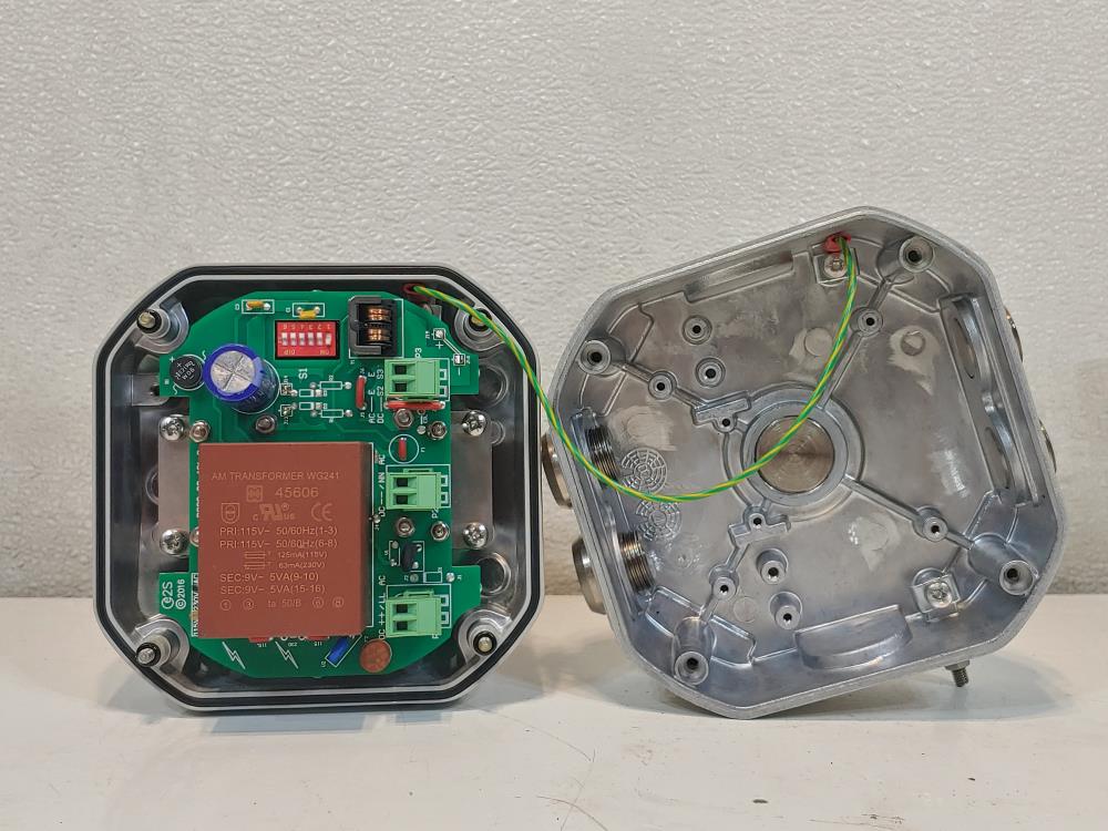 E2S Warning Signals LED Beacon D2XB1LD2AC115MN1A1G/R