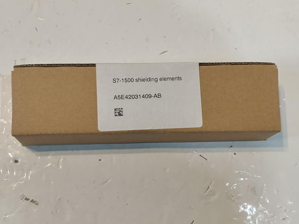 Siemens Simatic S7-1500 Analog Output Module Model #: 6ES7532-5HD00-0AB0