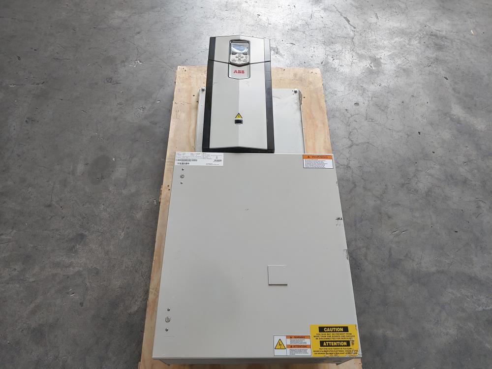 ABB AC Drive Model ACS880-01-124A-5+P922 w/ Enclosed Industrial Control Panel