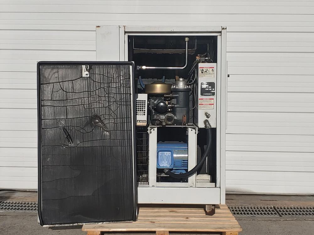 Gardner Denver RotoChamp Base-Mounted Air Compressor Model#: EFB99B