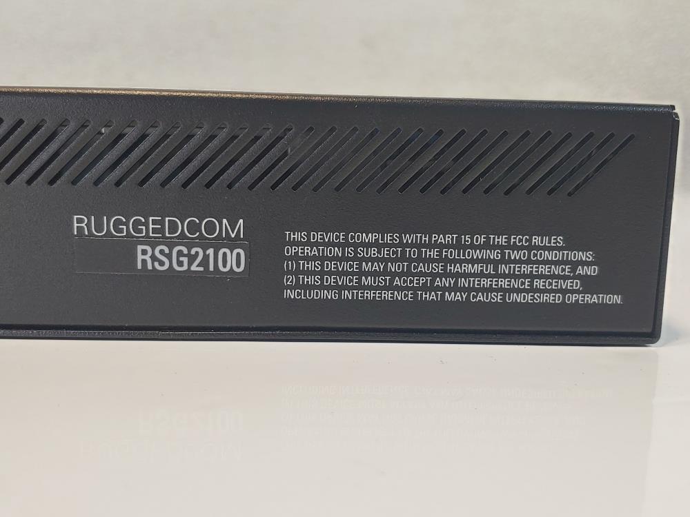 Siemens RUGGEDCOM RSG2100 32M Managed Ethernet Switch 